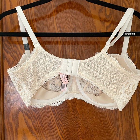 Victoria Secret- Dream angel unlined lace balconette bra - Picture 3 of 5